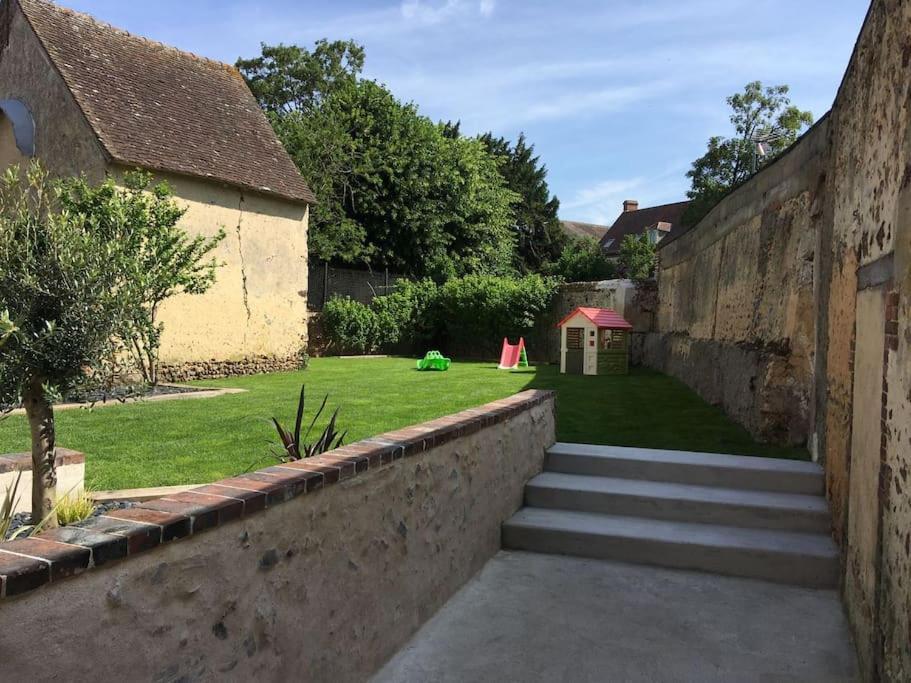 Gite L'Echappee Belle Brezolles Extérieur photo